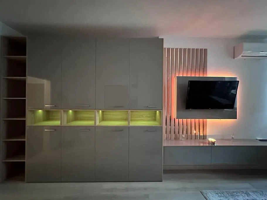 Cozy 1 Bedroom Apartment! Bucharest 0*,  Romania